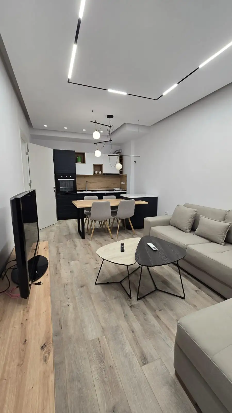 Tirent Apartment-One Bedroom Porcelan